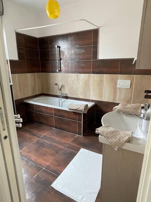 Lecasedialex It Casa Axel Turin Bagian luar foto